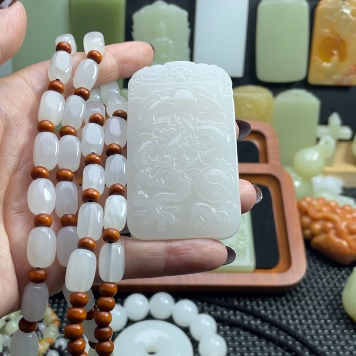 拾***荒新疆昆仑山料生肖龙