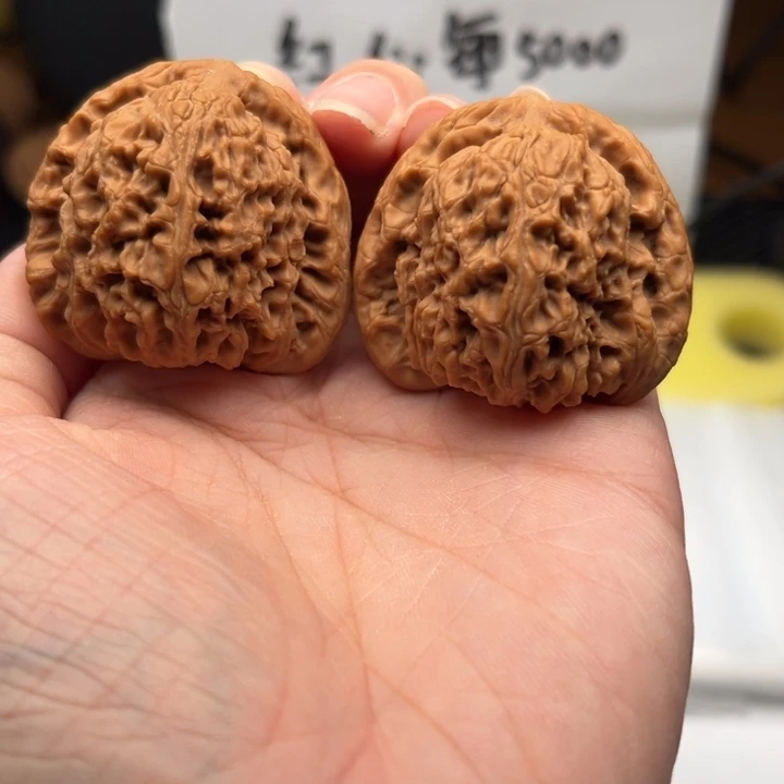 文玩核桃吊坠南疆40