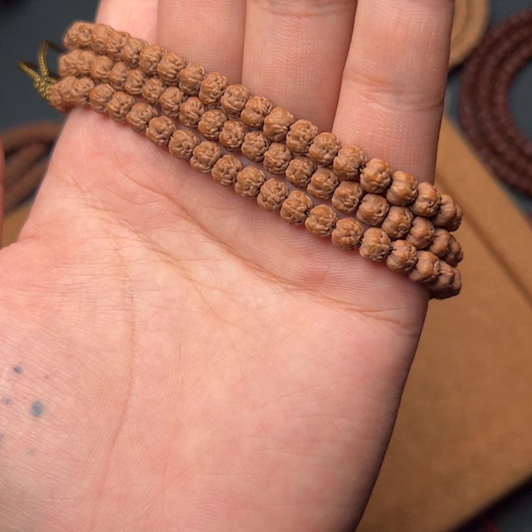 文玩核桃吊坠6+尺寸佛手