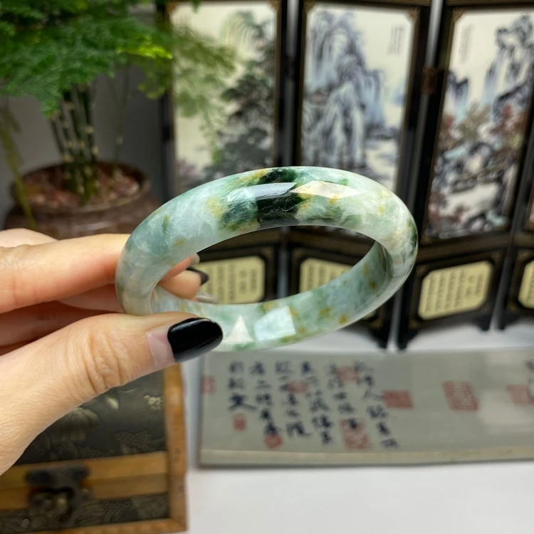 58.5飘黄翡复古飘花正圈手镯 天然翡翠A货手镯