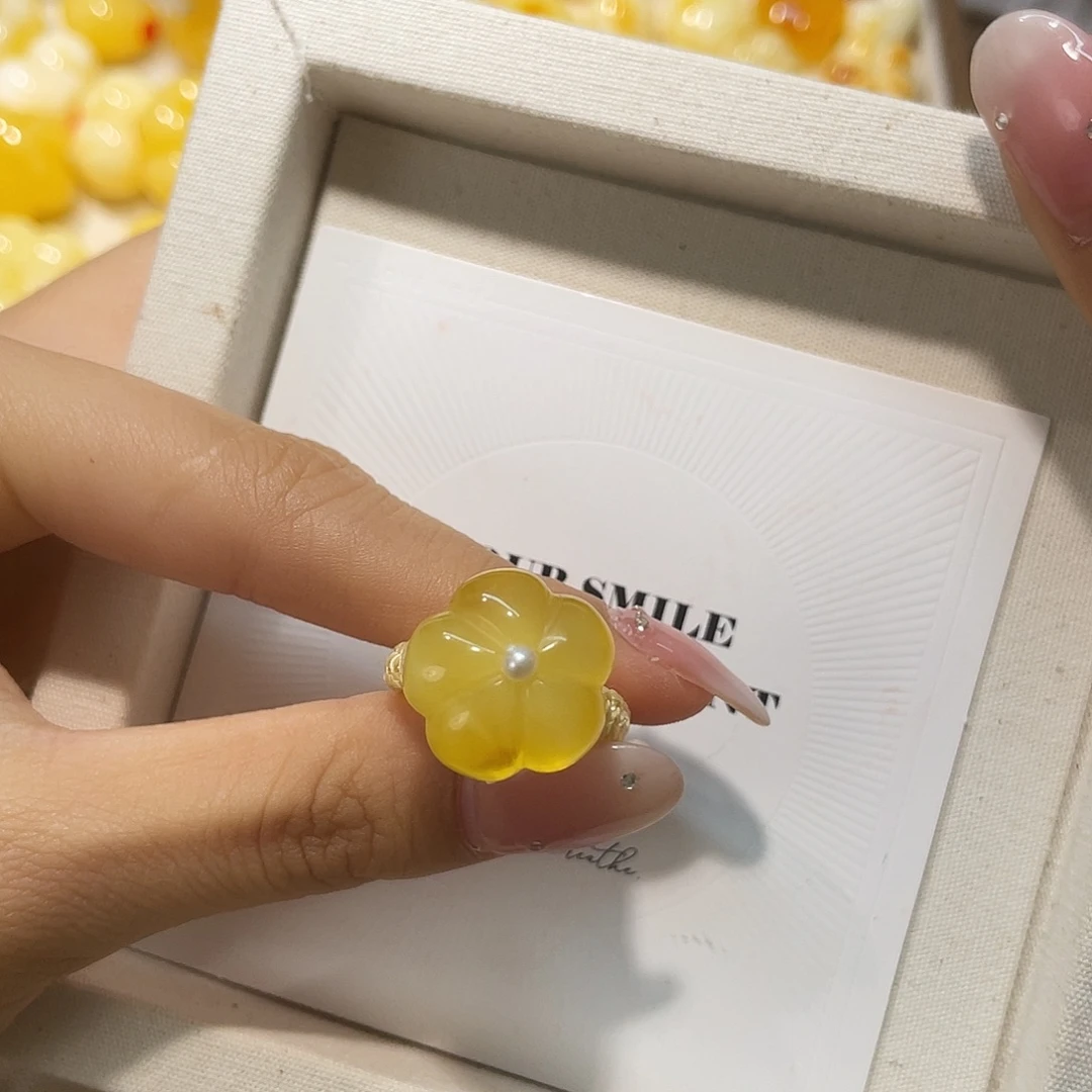 琥珀未镶嵌裸石花花戒指