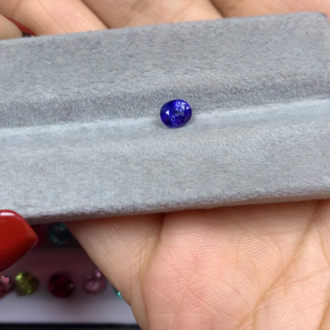蓝宝石裸石未镶嵌蓝宝石