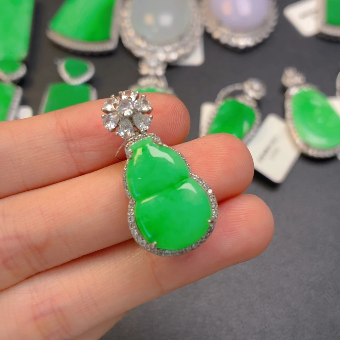 翡翠银S925镶嵌颈饰