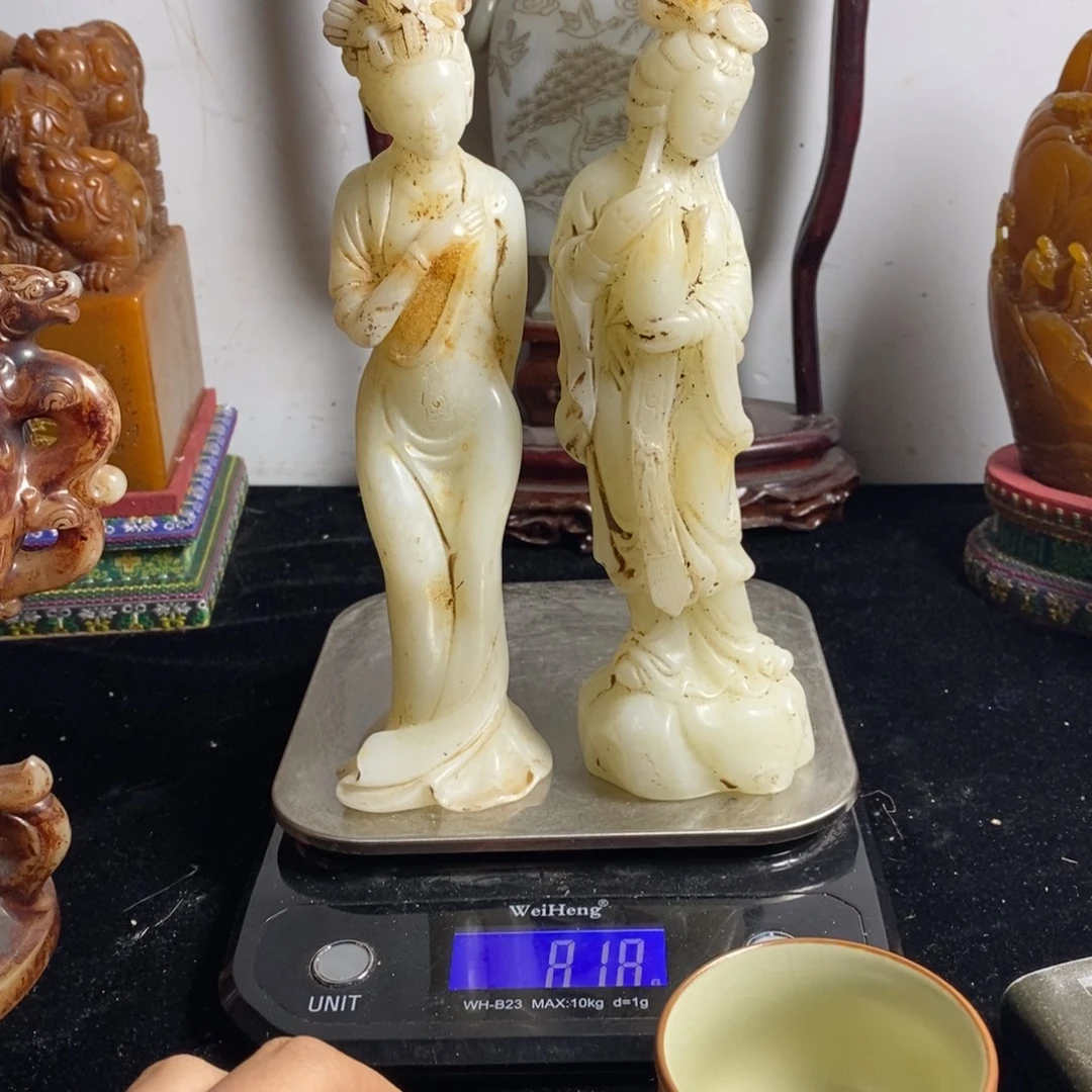 在***方瓷闪购商品直播间画面1