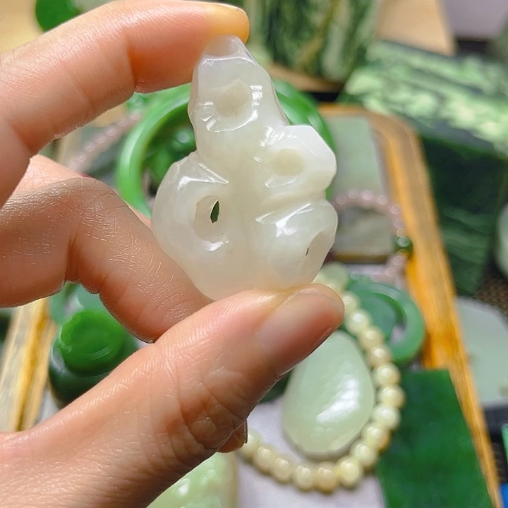 未镶嵌和田玉珠宝半成品A****？