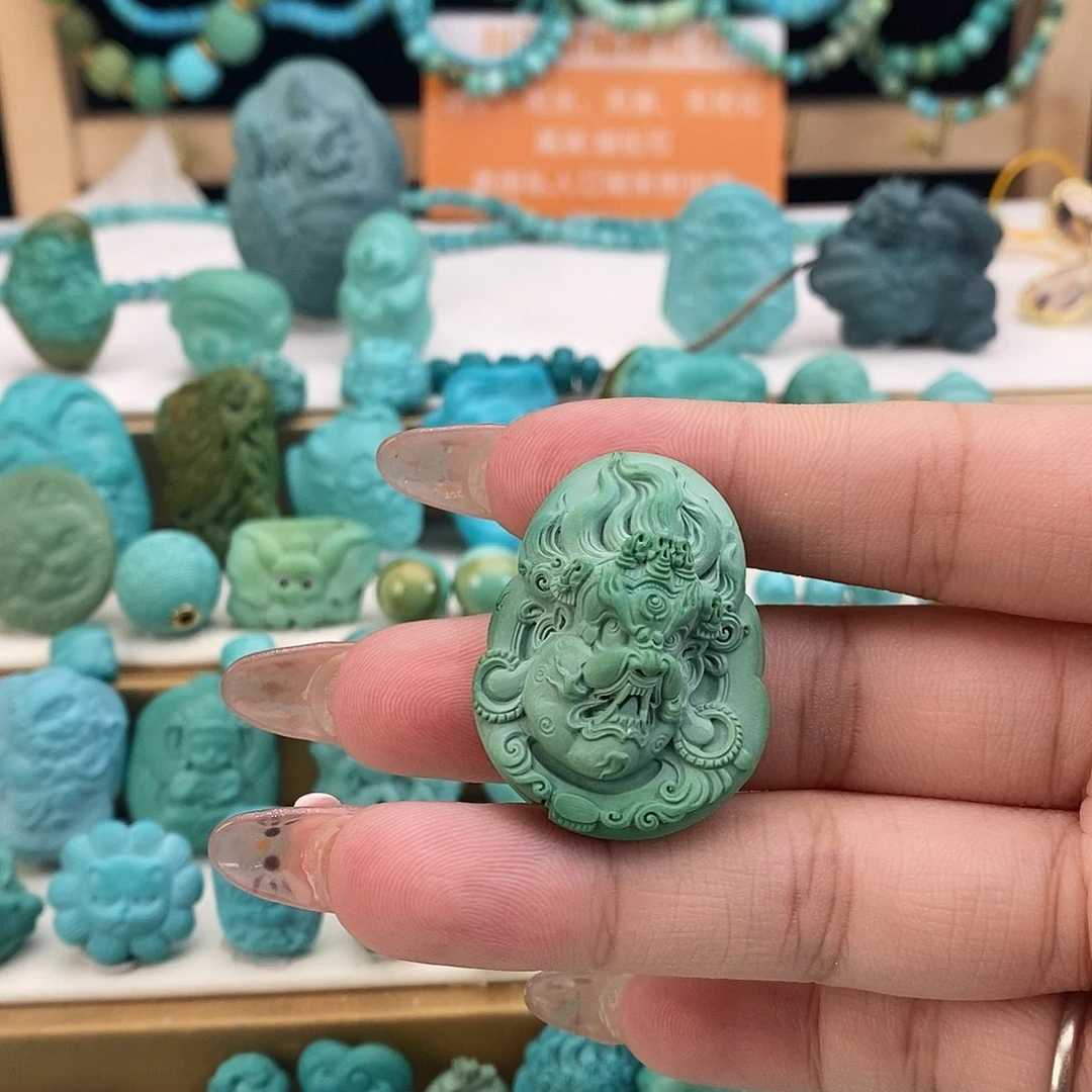 绿松石未镶嵌饰品