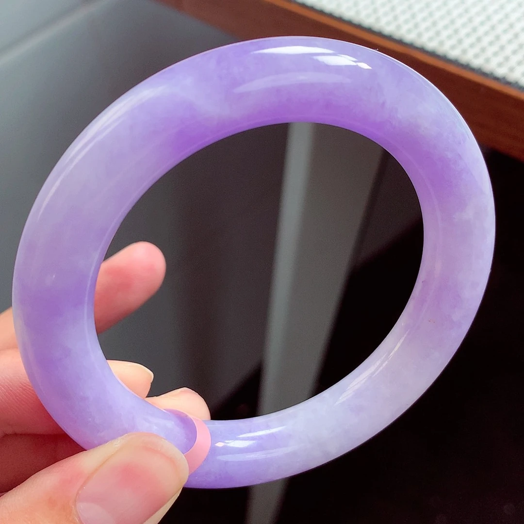 翡翠手镯未镶嵌缅甸翡翠