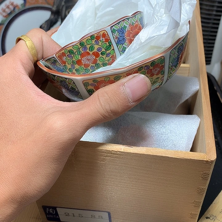瓷片射手和狮子会成员一起生活也不