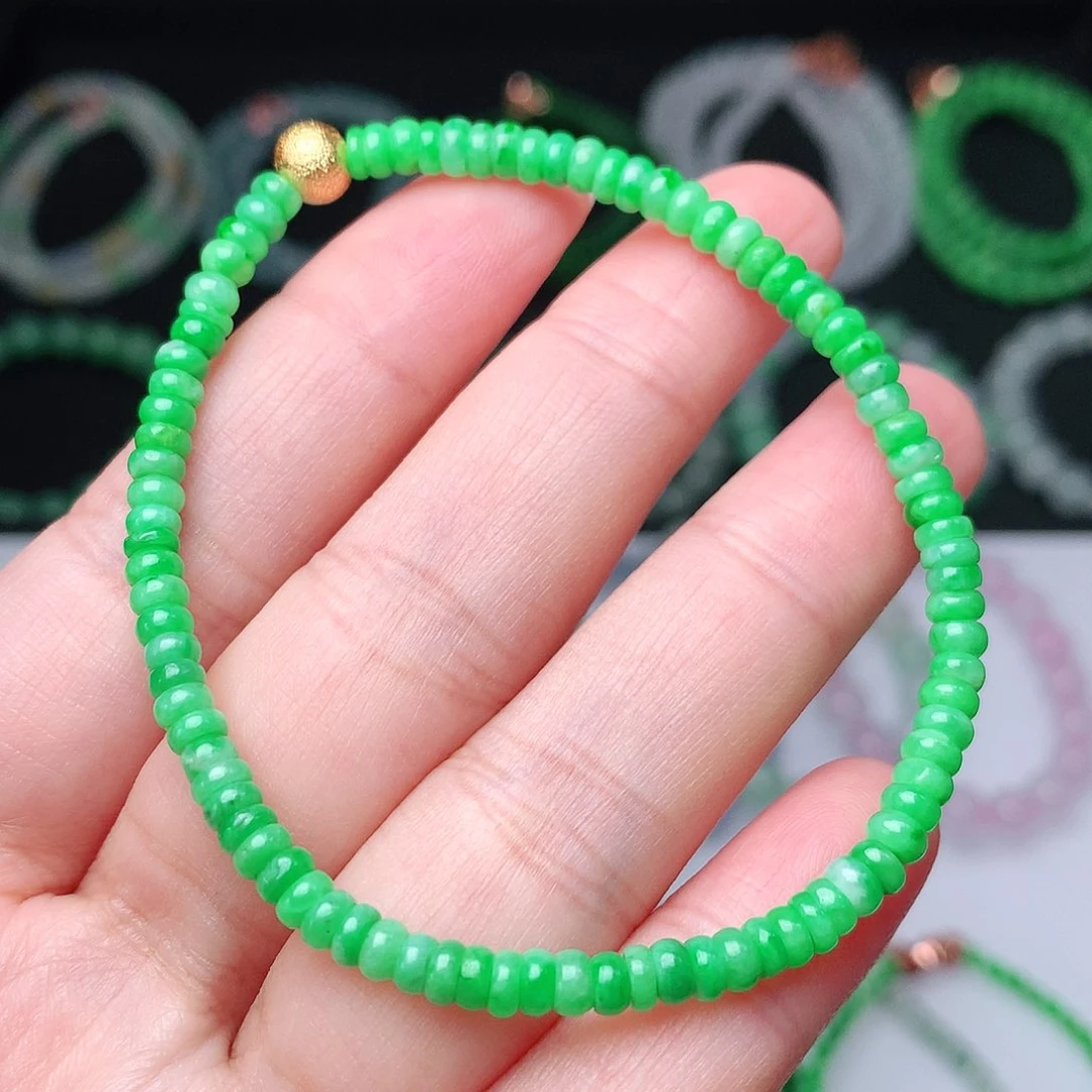 翡翠手链未镶嵌翡翠