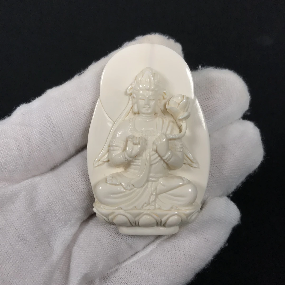 G122804  大势至菩萨（生肖马）约长50*宽33*厚10.4mm 约15.5克