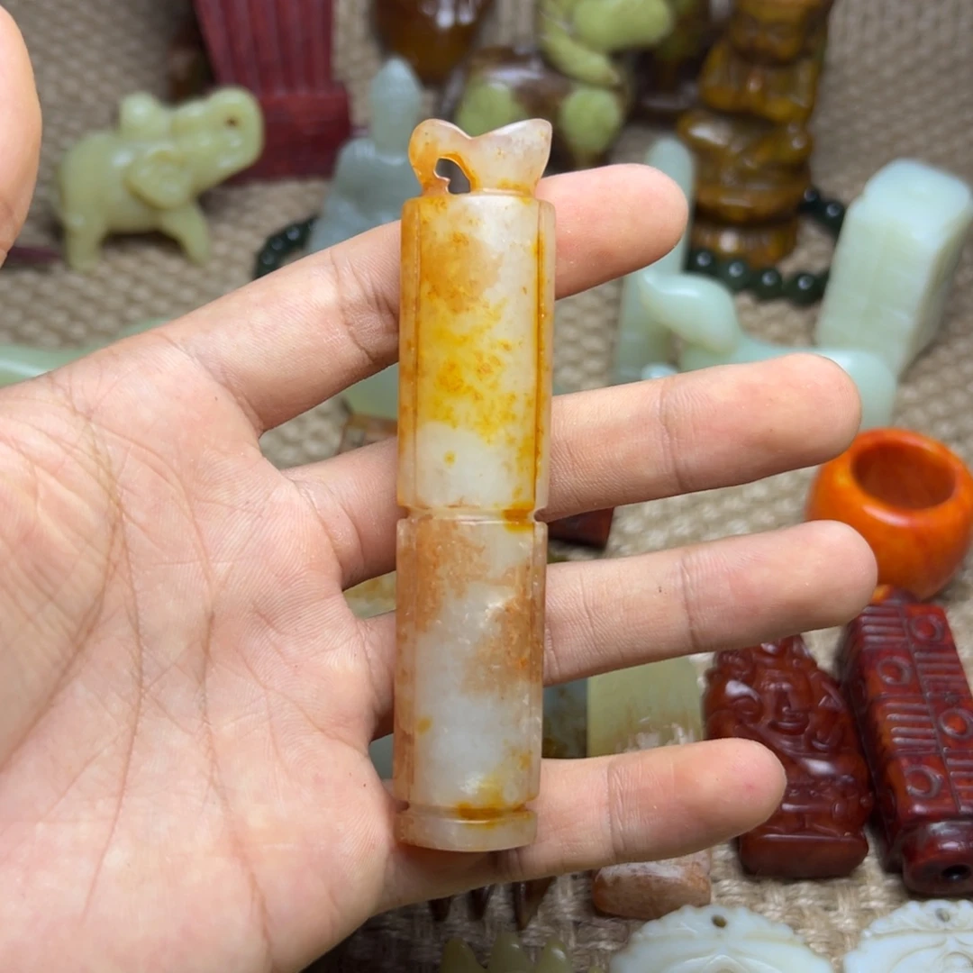 未镶嵌蛇纹石玉颈饰