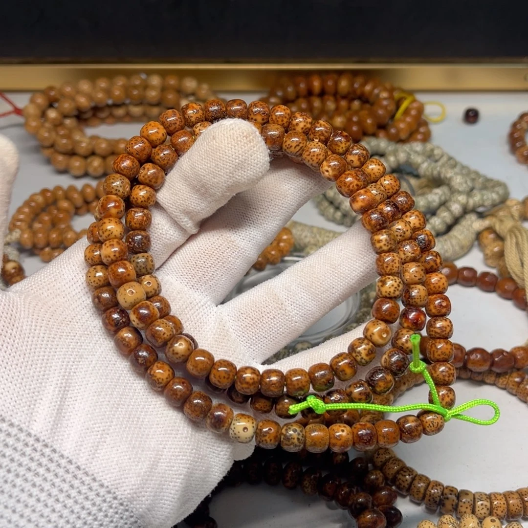 梁***一星月菩提吊坠87虎皮老型