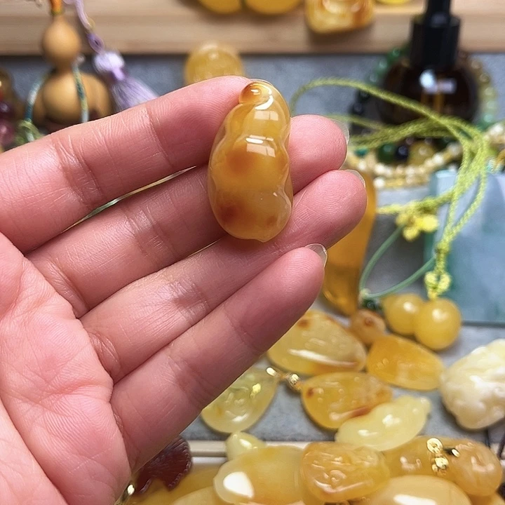 未镶嵌颈饰蜜蜡蜜蜡