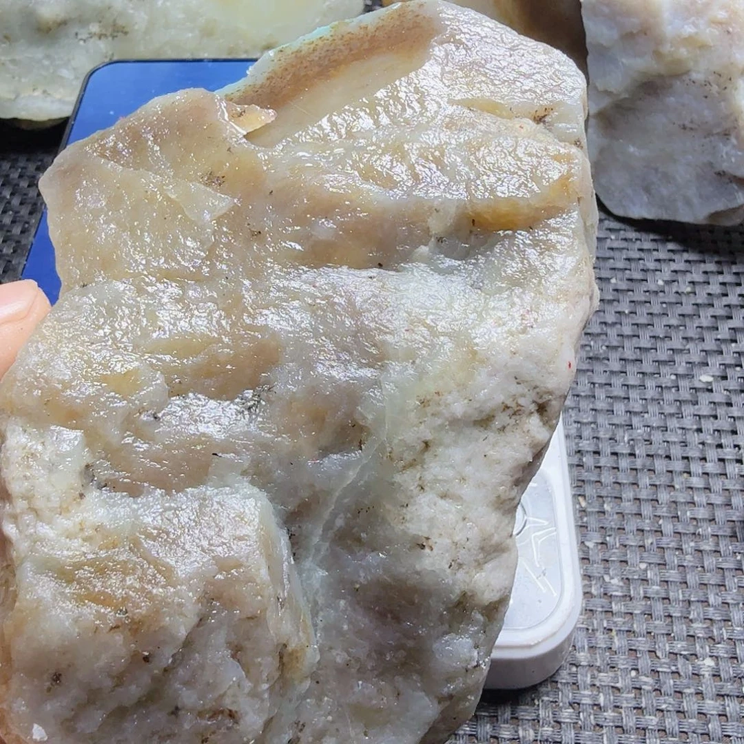 和田玉（糖玉）未镶嵌珠宝半成品