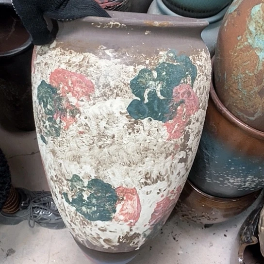 紫砂花盆口26高41，油画