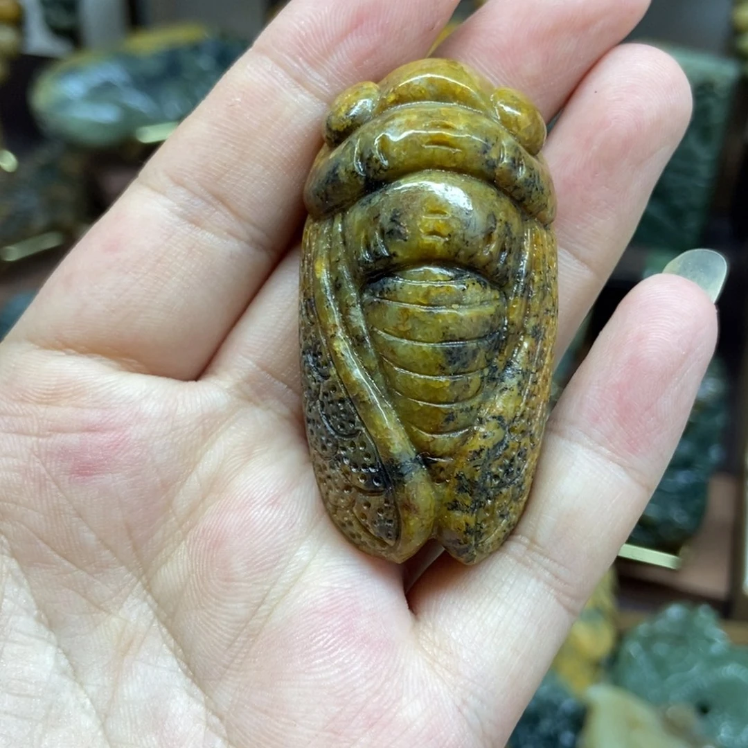 岫岩河磨玉（透闪石质玉）未镶嵌把件
