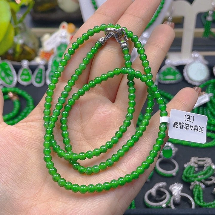 翡翠未镶嵌颈饰天然A货翡翠阳绿4