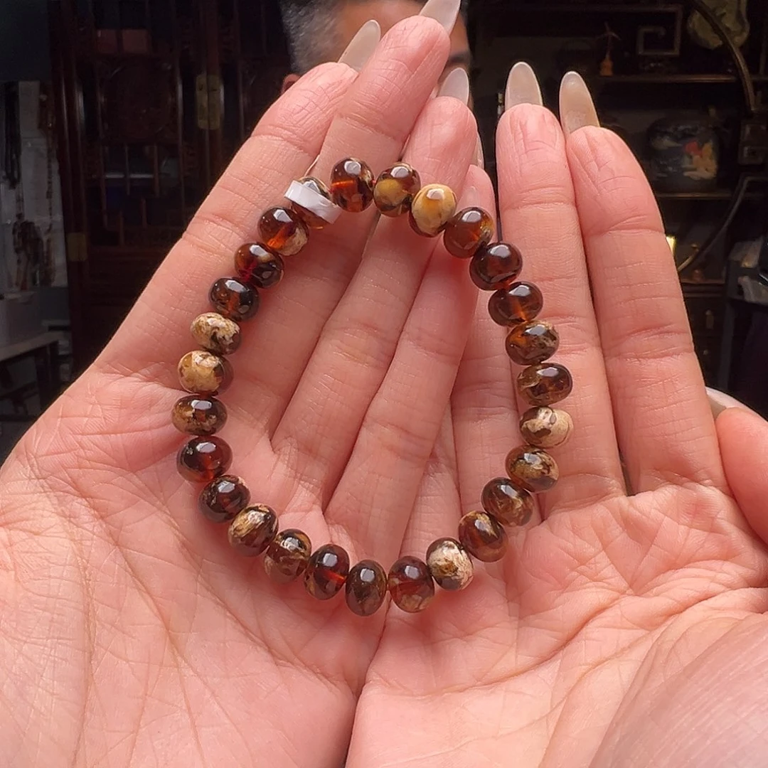 琥珀裸石未镶嵌佟*洋抚顺琥珀70056-1九