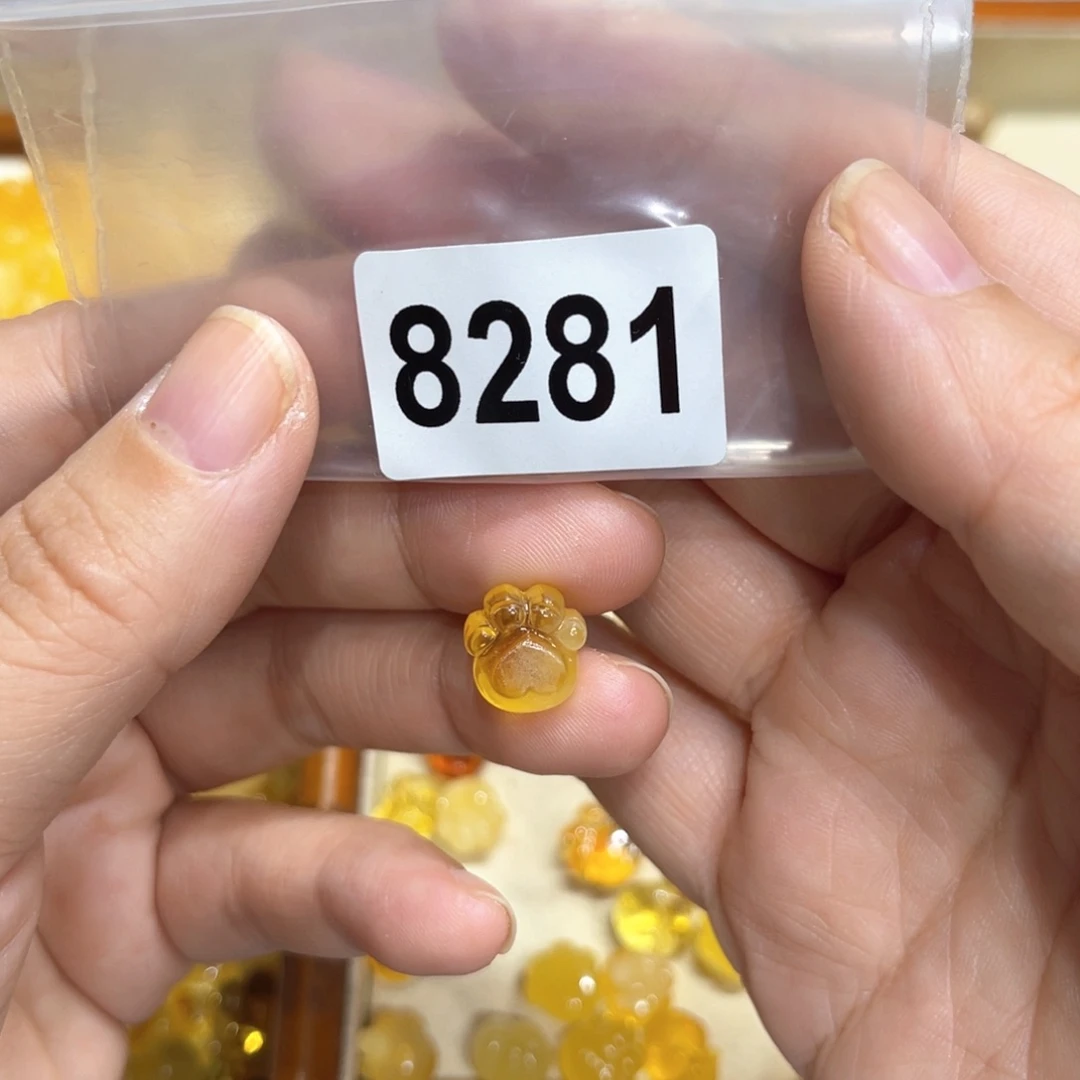 琥珀未镶嵌珠宝奇石