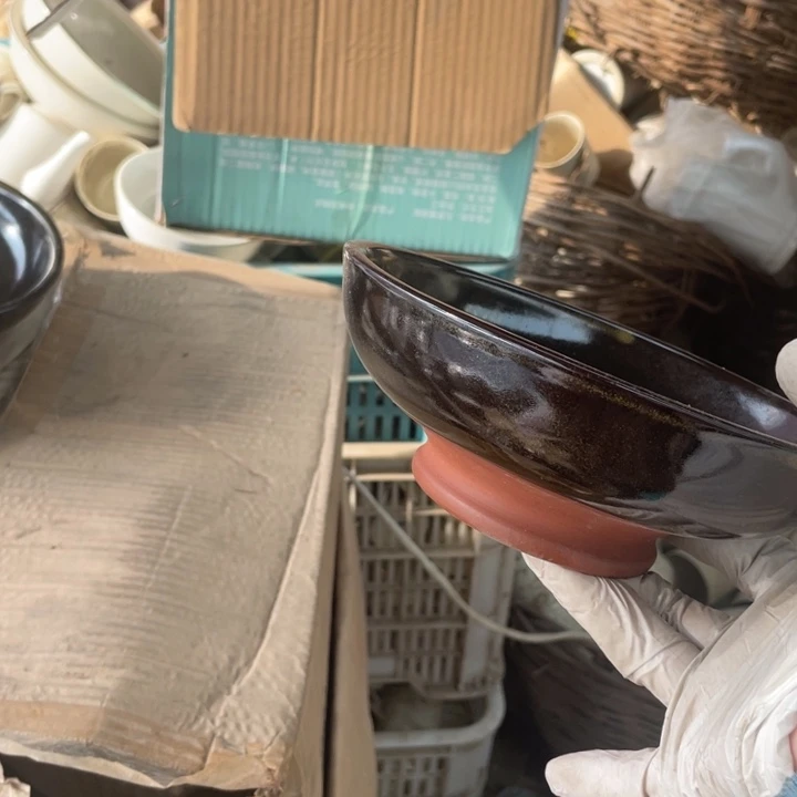 其他盘子碗砂锅都有