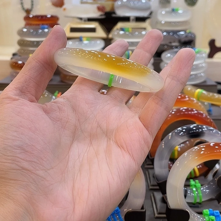 玛瑙/玉髓未镶嵌手镯4