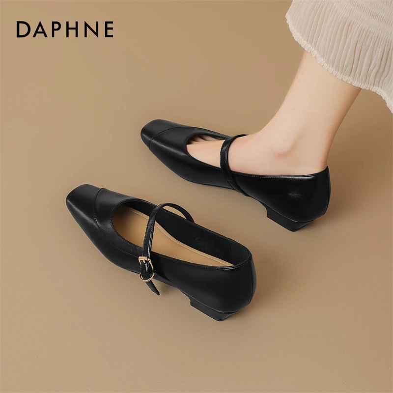 达芙妮浅口气质玛丽珍鞋女新款轻便春季小皮鞋一字带一脚蹬单鞋