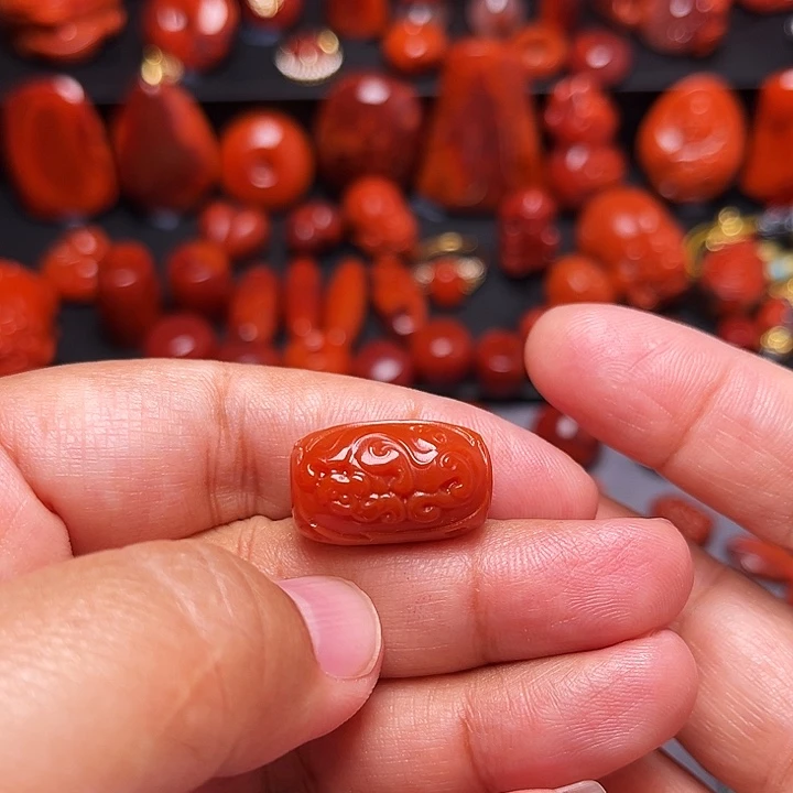 南红玛瑙未镶嵌配饰瓦西南红纯色桶珠直径13.3mm