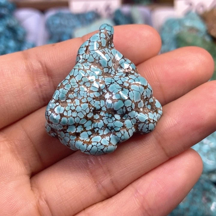 未镶嵌绿松石珠宝奇石