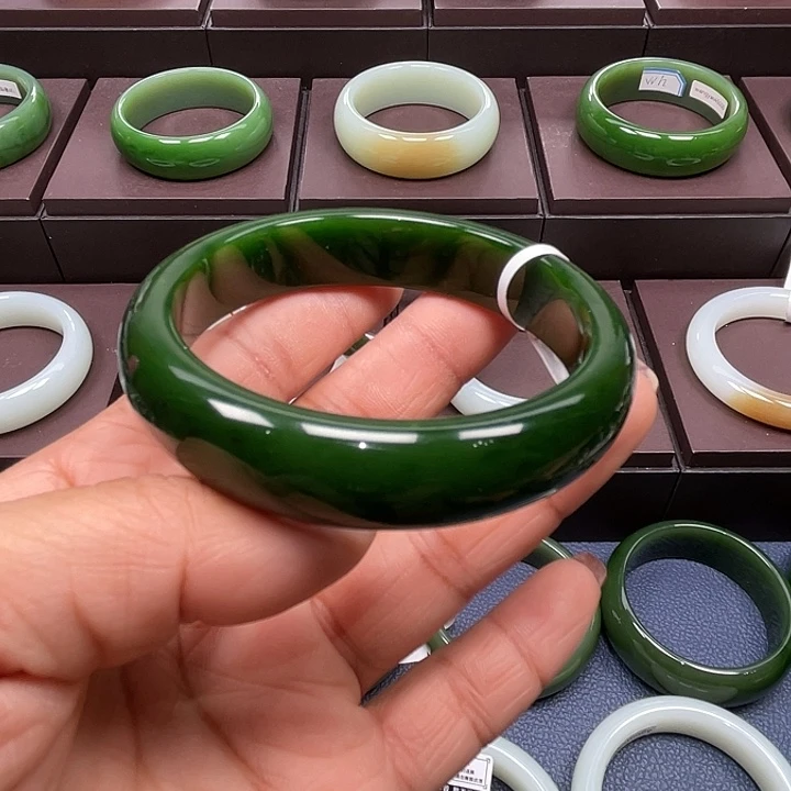 和田玉未镶嵌手镯5859