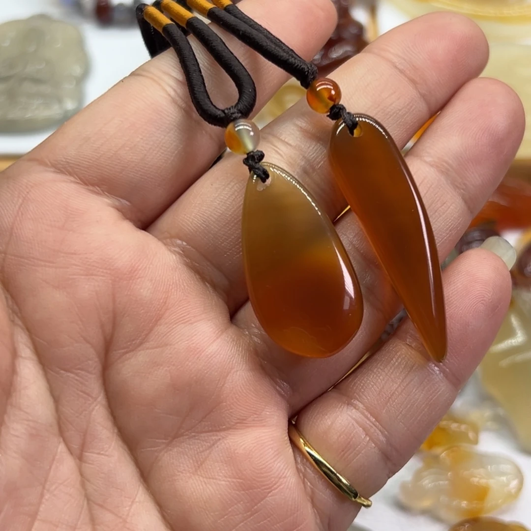 玛瑙/玉髓未镶嵌颈饰