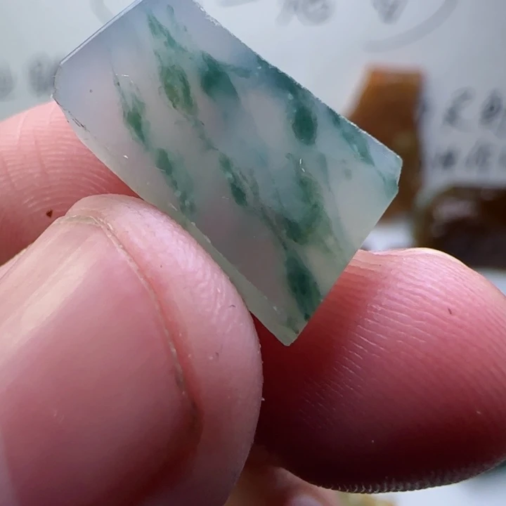 定制翡翠未镶嵌不包工