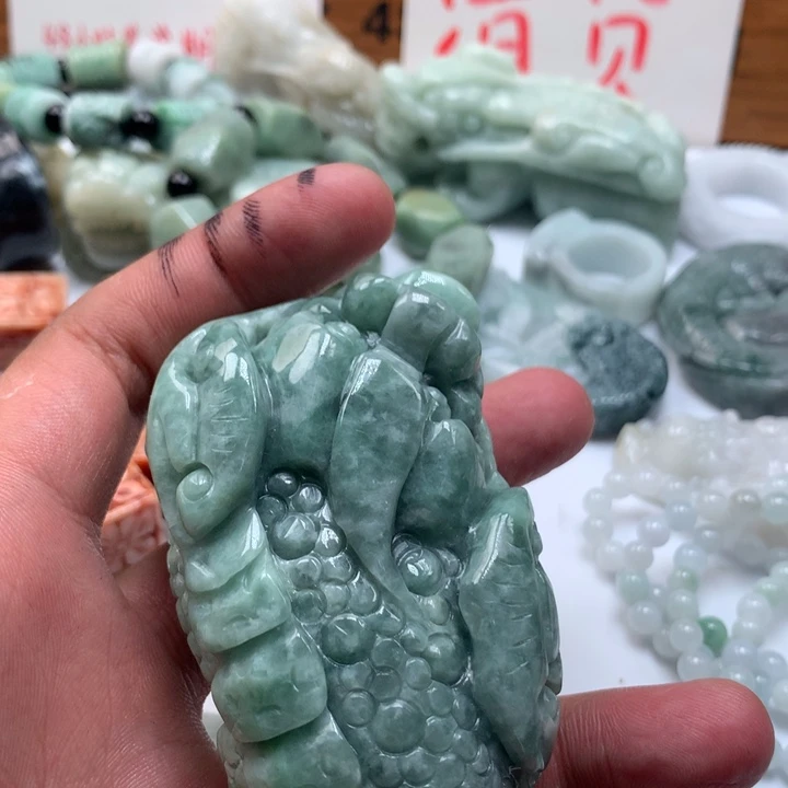 颈饰未镶嵌翡翠保真天然a货翡翠