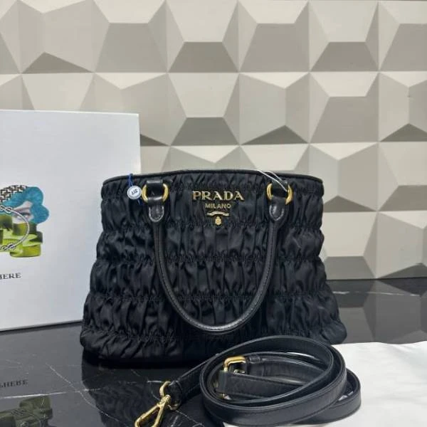 95新 Prada/普拉达 C14047343811/包包/95新/普拉达