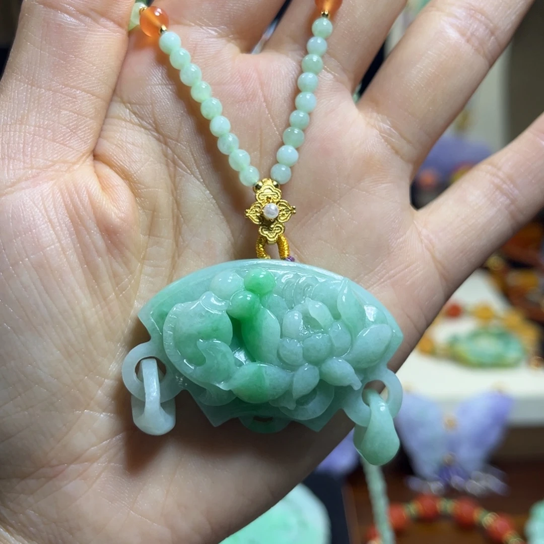 翡翠未镶嵌颈饰天然翡翠