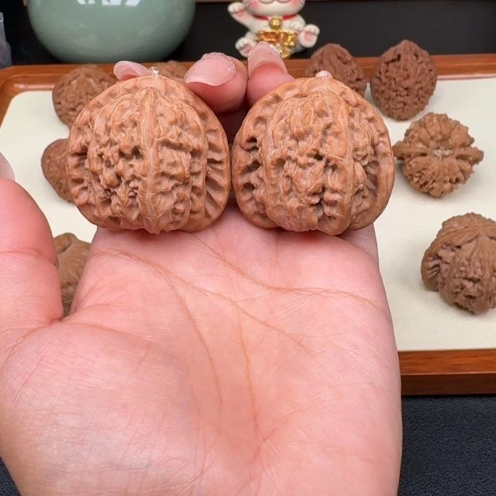 把件文玩核桃全品白狮子40