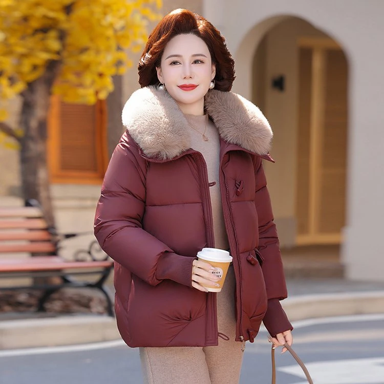 妈妈气质冬装2025新款保暖服中老年女装大毛领棉袄防寒棉衣外套