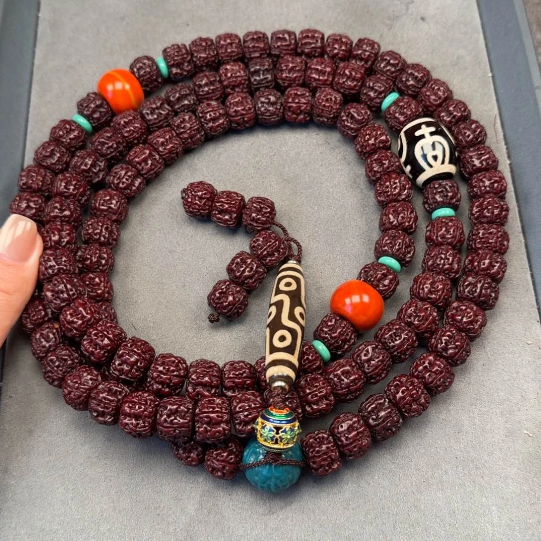 金刚菩提吊坠L****）黑金