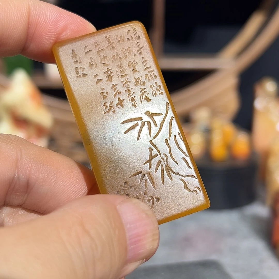 寿山石印石是山山水水