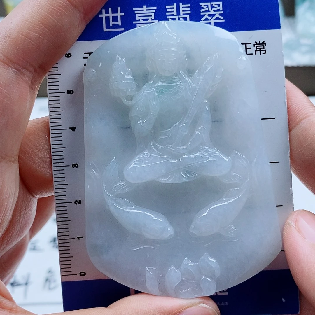 翡翠颈饰未镶嵌啊*哈翡翠