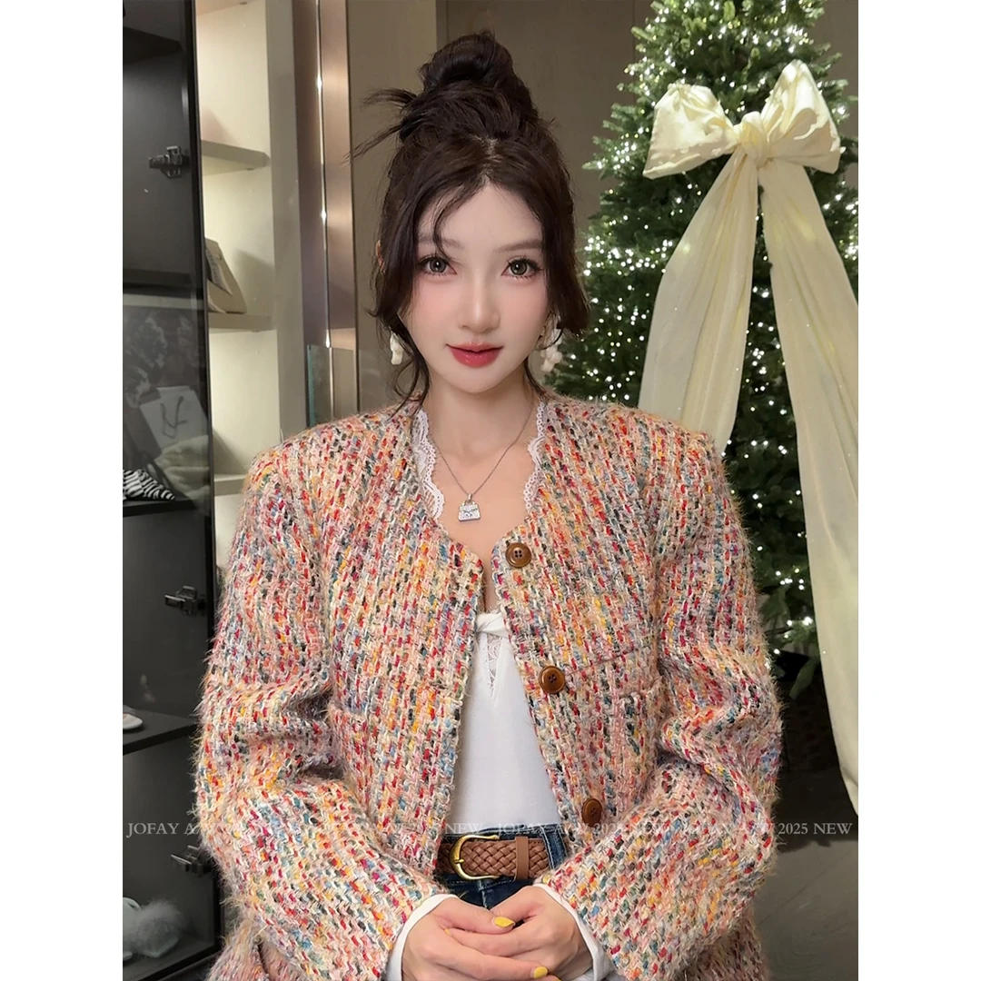 “心动crush彩色小香羽绒服”一眼心动 彩色编织重工羊毛小香羽绒服