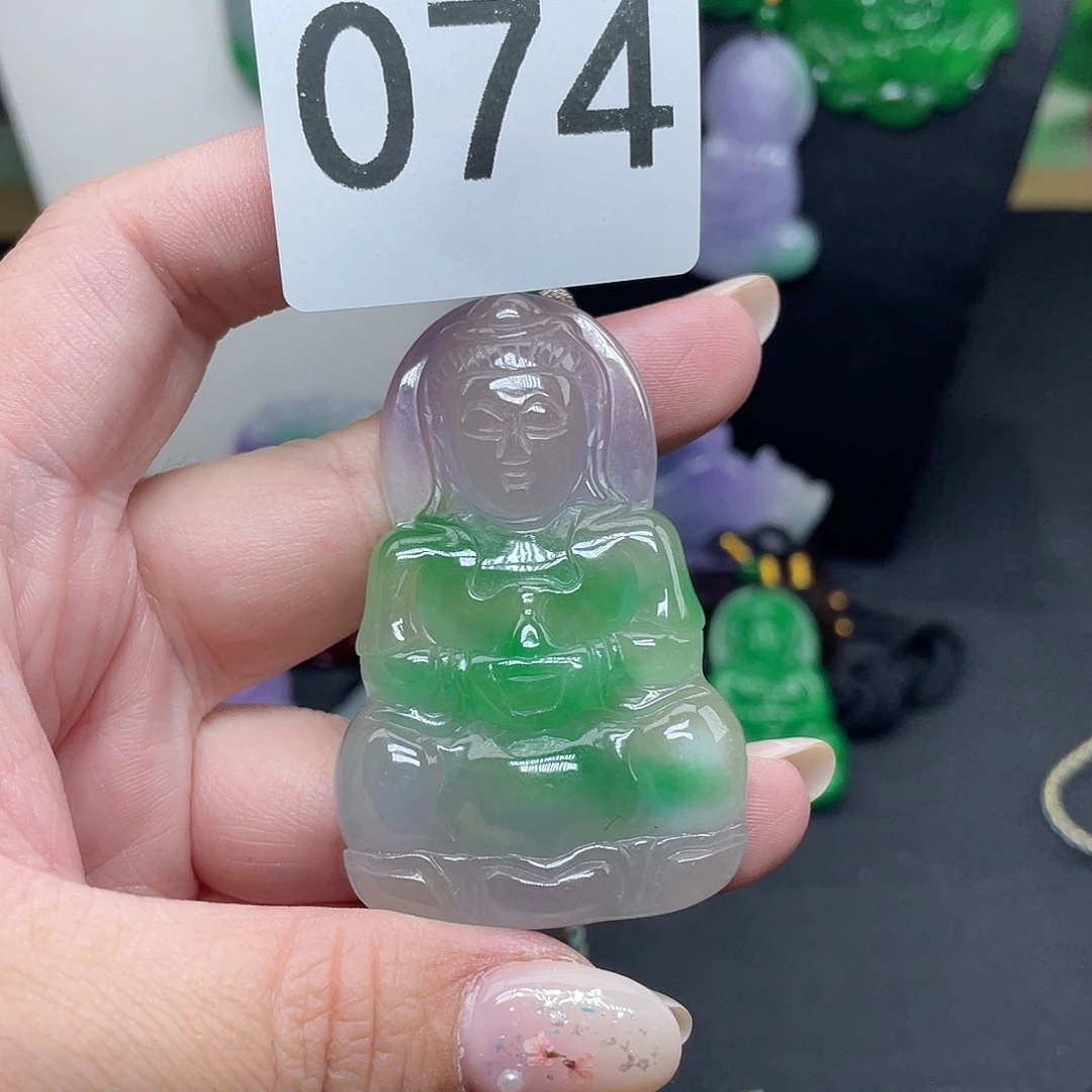 翡翠未镶嵌吊坠(赠链)