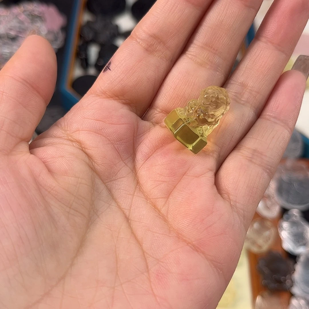 水晶珠宝半成品未镶嵌?****?51