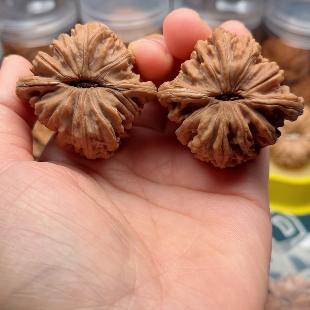 【闪购商品】桃木文玩核桃手把件44楼子