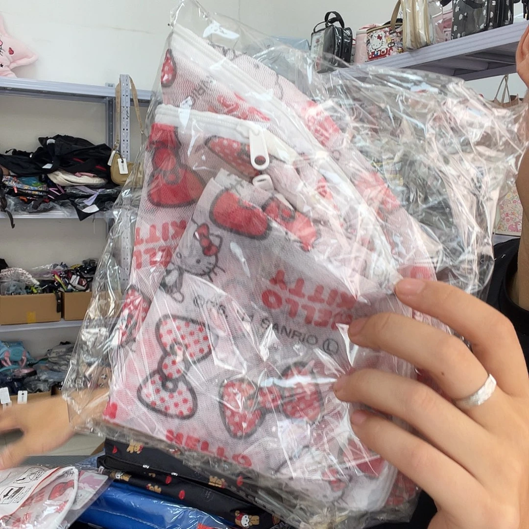 PU化妆包等产品和产品