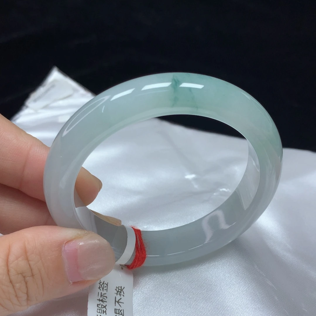 翡翠手镯未镶嵌正圈53.8