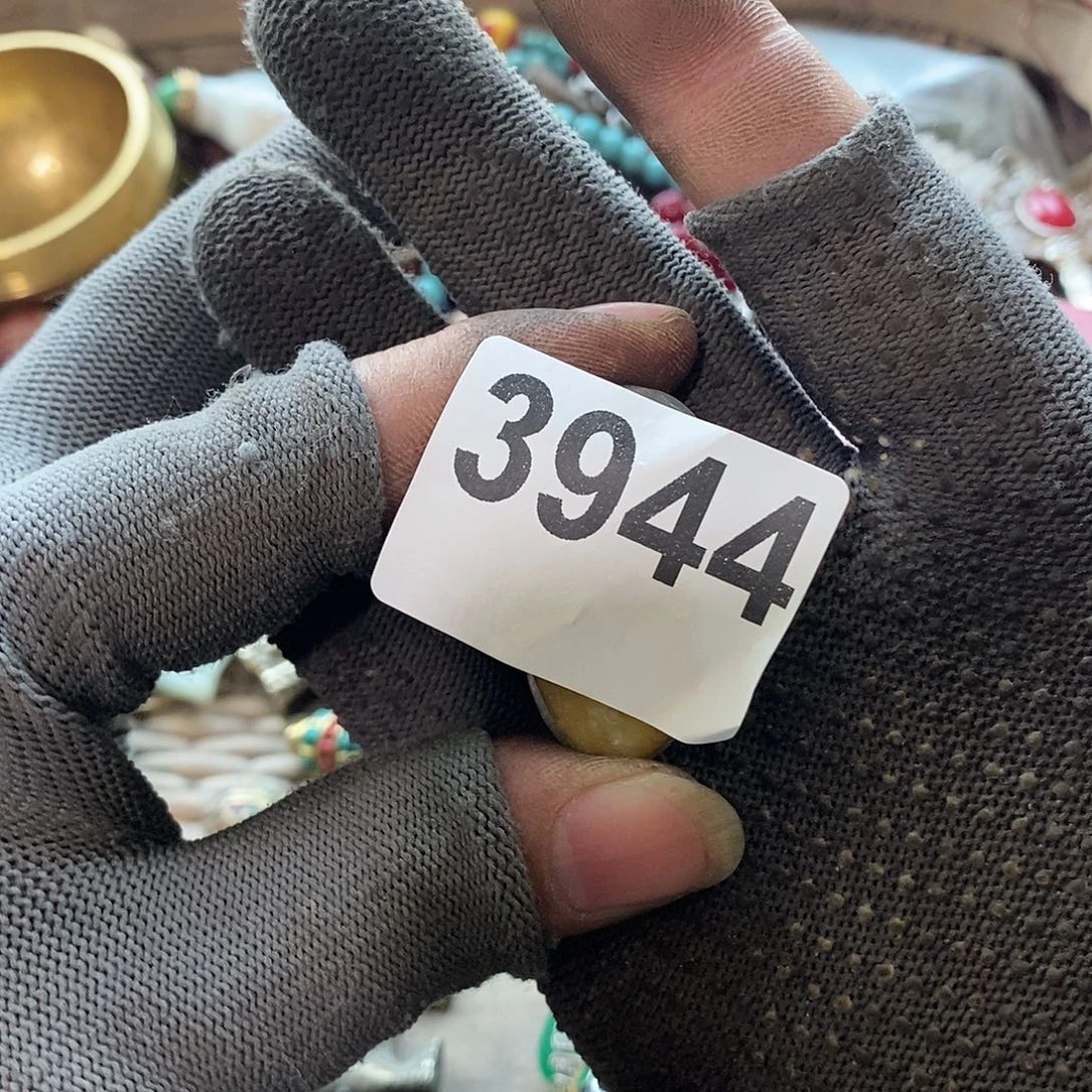 乐***店光明的未来是一个3944
