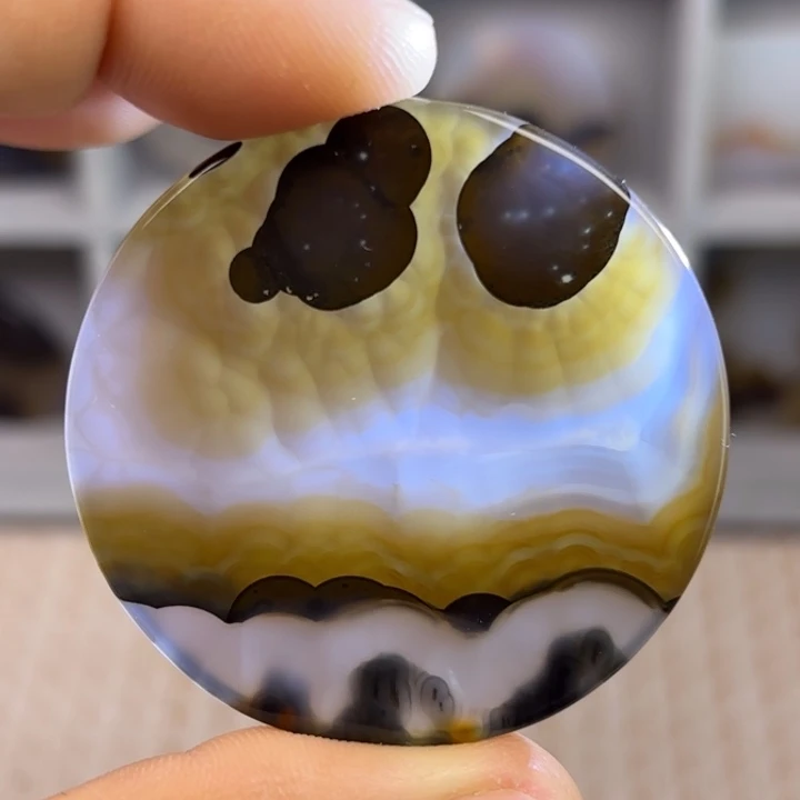 玛瑙/玉髓颈饰未镶嵌