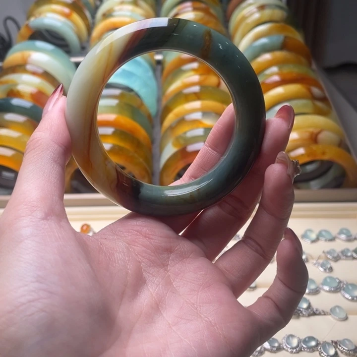 蛇纹石玉手镯未镶嵌54.5