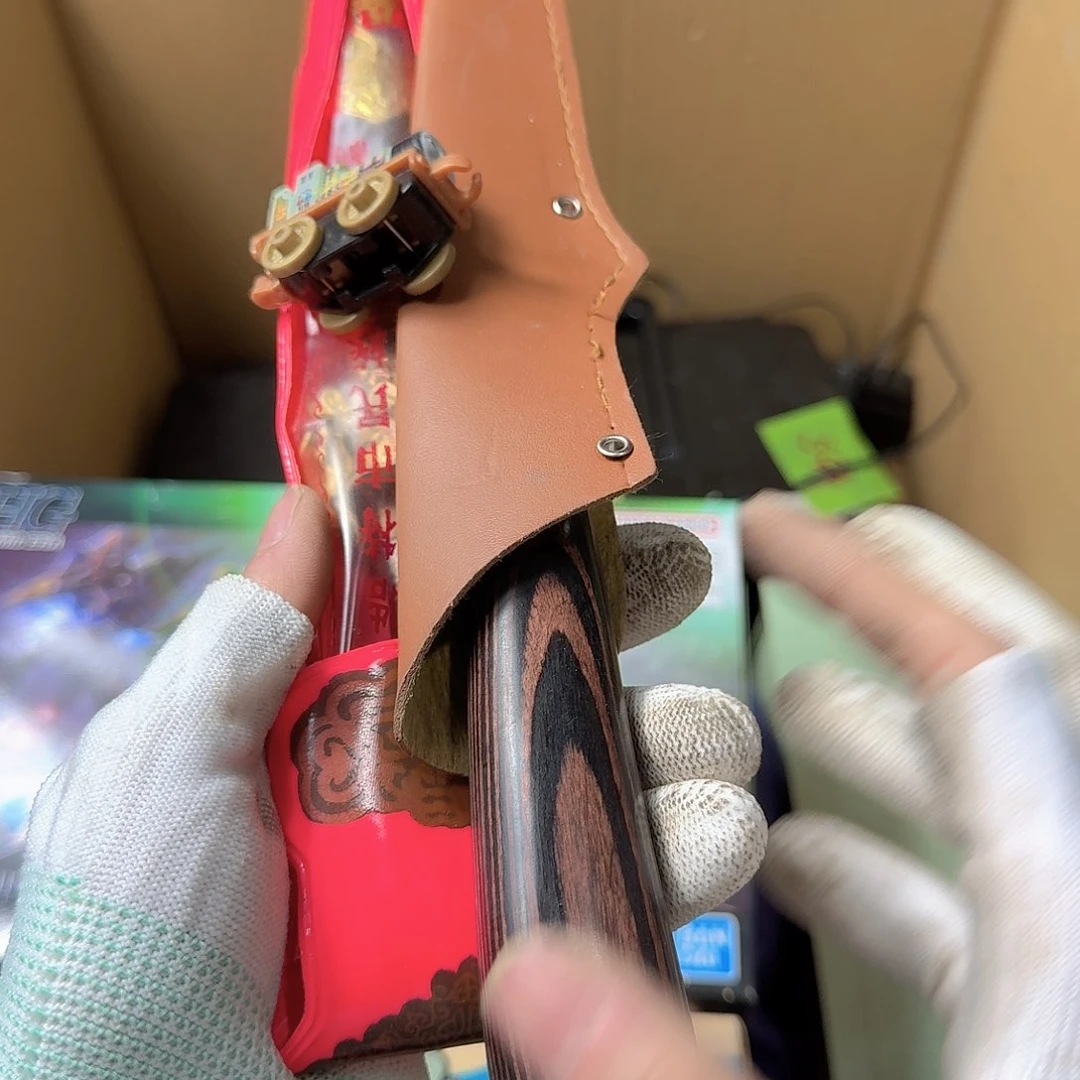 光*中古商品，瑕疵品，不保好坏。829