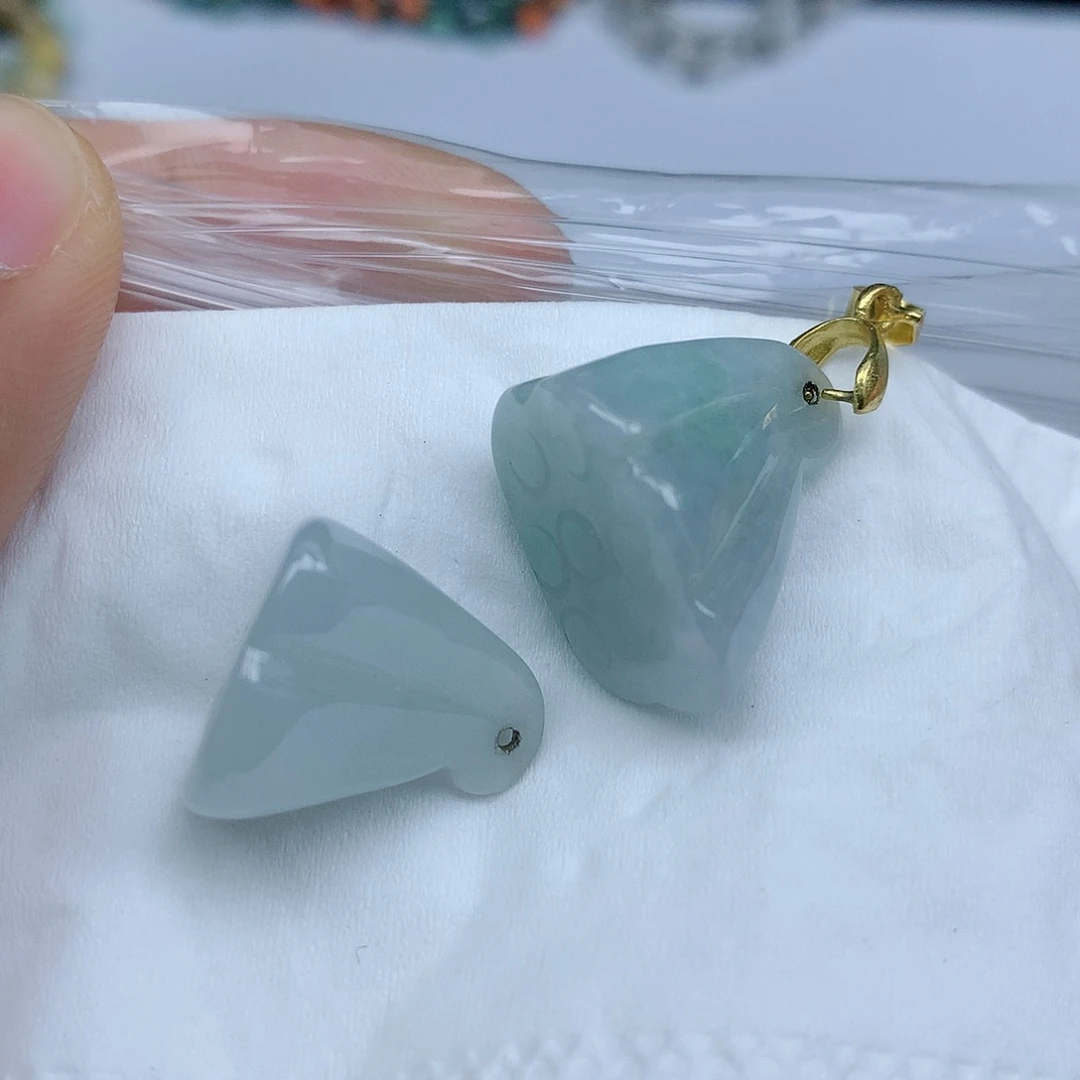 翡翠颈饰未镶嵌手串